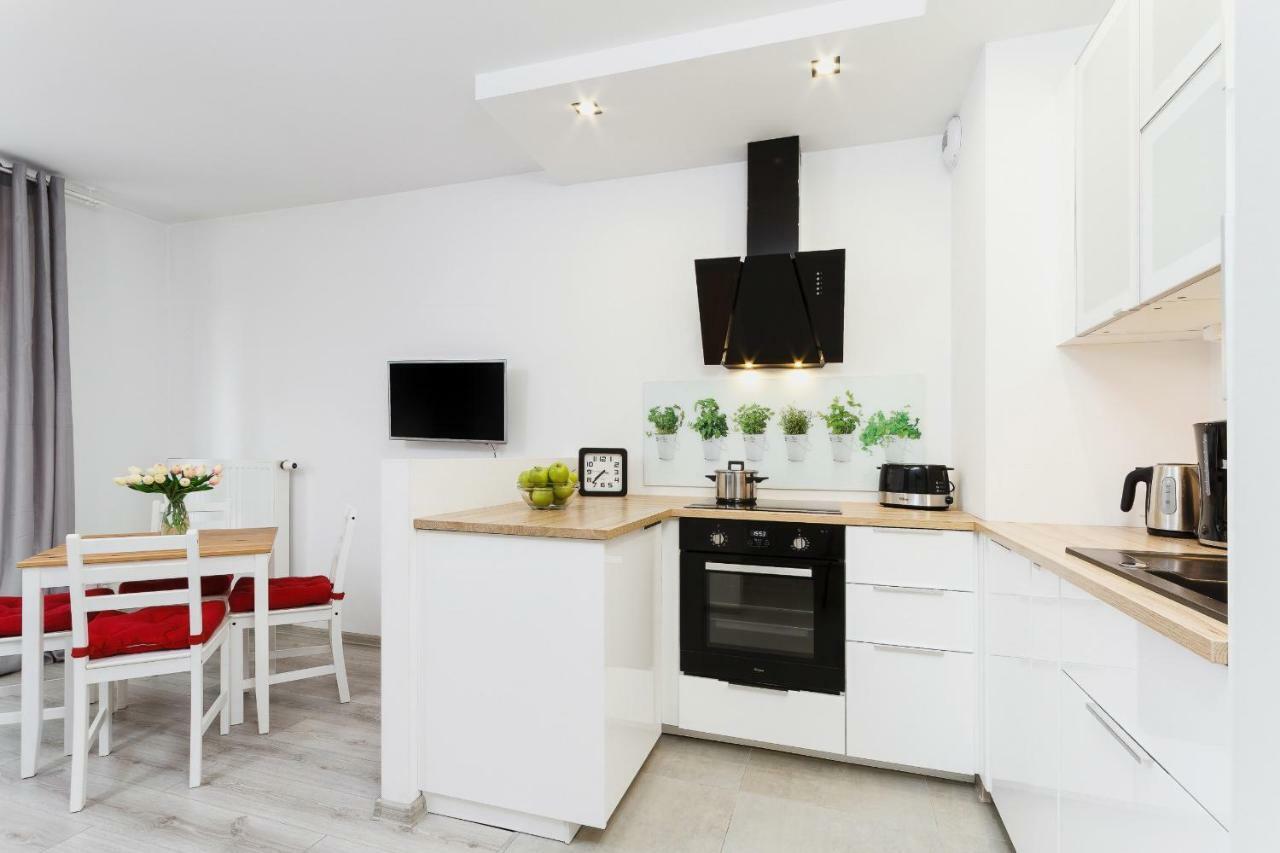 Apartments Claro II By Noclegi Renters คราคูฟ ภายนอก รูปภาพ